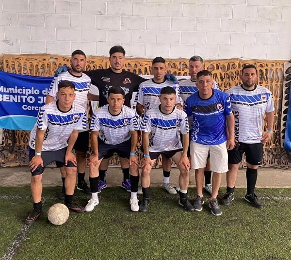Un equipo de F5 jugó en Corrientes el Torneo Nacional de Fútbol