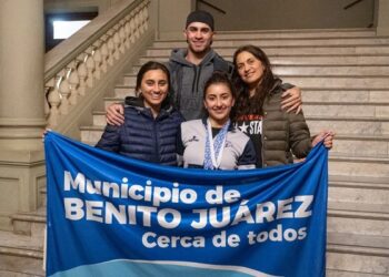 Benito Juárez recibió a la Campeona Nacional de Gimnasia Artística, Olivia Ayame