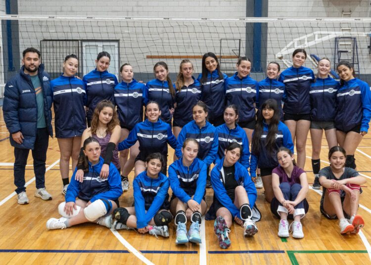 La Escuela Municipal de Vóley se prepara para viajar a La Plata