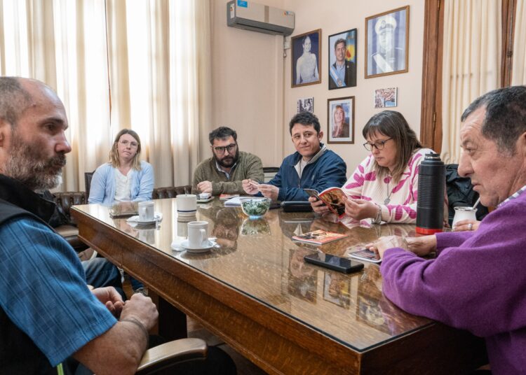 Reunión con referentes de la Asociación Barker Escala y la Federación Andinistas Argentinos