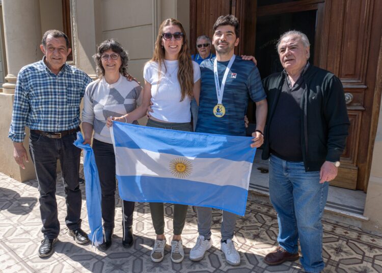 La comunidad juarense recibió al Campeón Mundial de Tenis Blind, Gabriel Caparrós