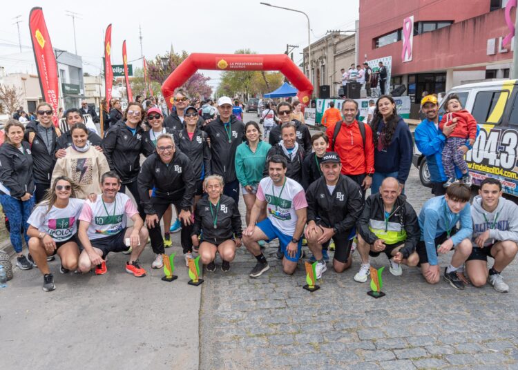 Destacada actuación de la Escuela de Atletismo en la 10ma Correcaminata de LIPOLCC