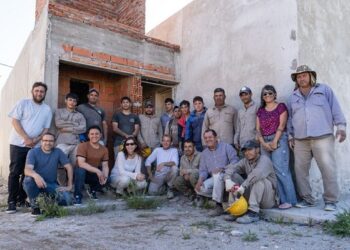 La ministra de Hábitat y Desarrollo Urbano, Silvina Batakis, visitó Benito Juárez
