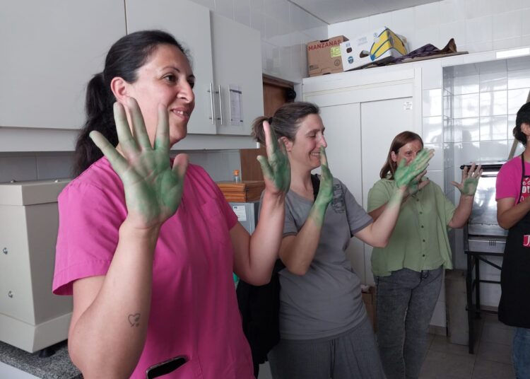 20 personas completaron el curso sobre elaboración de conservas vegetales seguras
