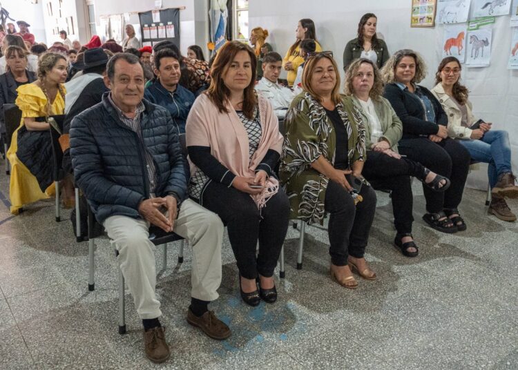 El intendente Marini participó del Acto Oficial por el Día de la Tradición