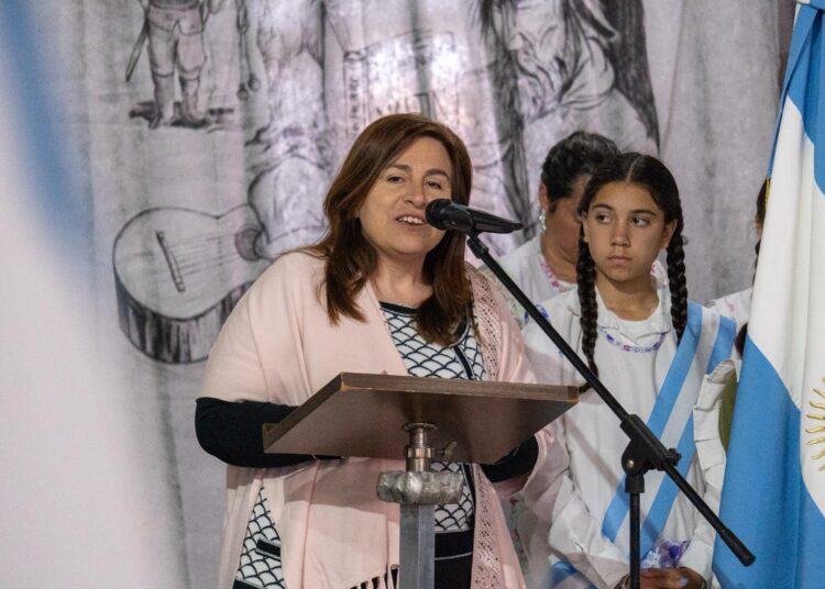 El intendente Marini participó del Acto Oficial por el Día de la Tradición