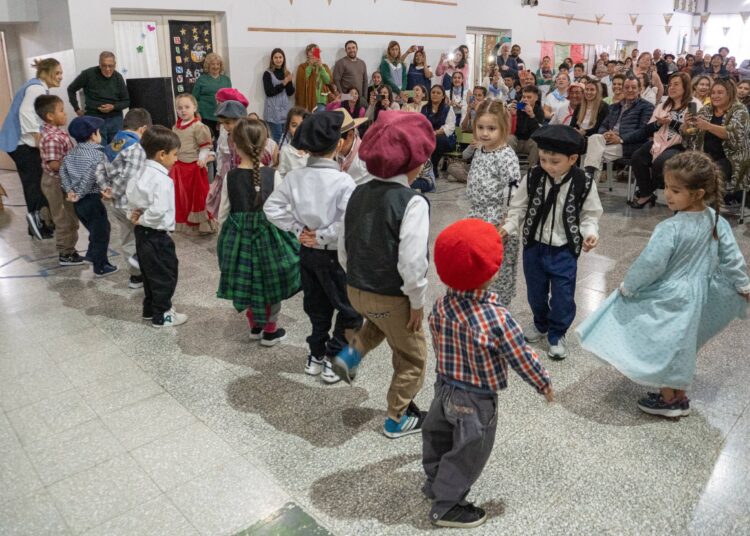 El intendente Marini participó del Acto Oficial por el Día de la Tradición