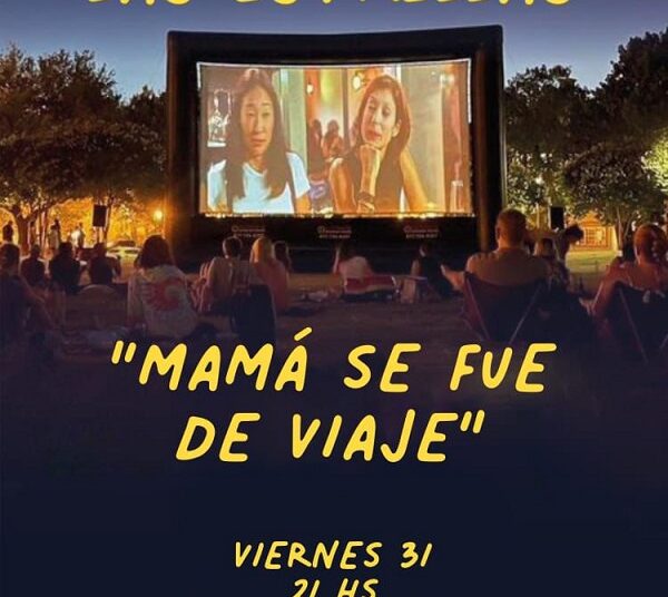 «CINE BAJO LAS ENTRELLAS 2», Mamá se fue de viaje este viernes