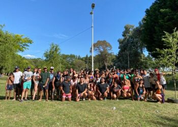 El Programa Envión organizó una jornada recreativa en Villa Cacique