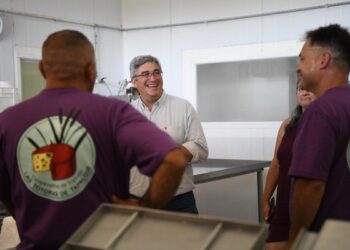 Javier Rodríguez recorrió establecimientos y dialogó con productores en Tapalqué