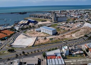 Kicillof se reunió con representantes del sector productivo y organizaciones gremiales de Mar del Plata.