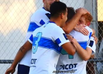 Gimnasia le ganó a Juarense en el Lafón con goles de Barbieri y Marcos