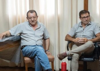 Marini se reunió con trabajadores despedidos del Instituto Cayetano Zibecchi