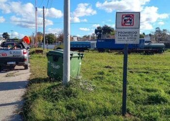 Se colocaron nuevas señales viales en Barker y Villa Cacique