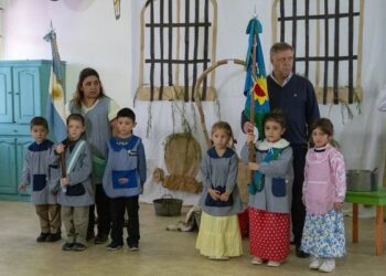 Educación | Acto Oficial por el Día de la Revolución de Mayo