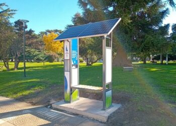 El Municipio instaló una Estación de Energía Foto-Térmica en Plaza Independencia