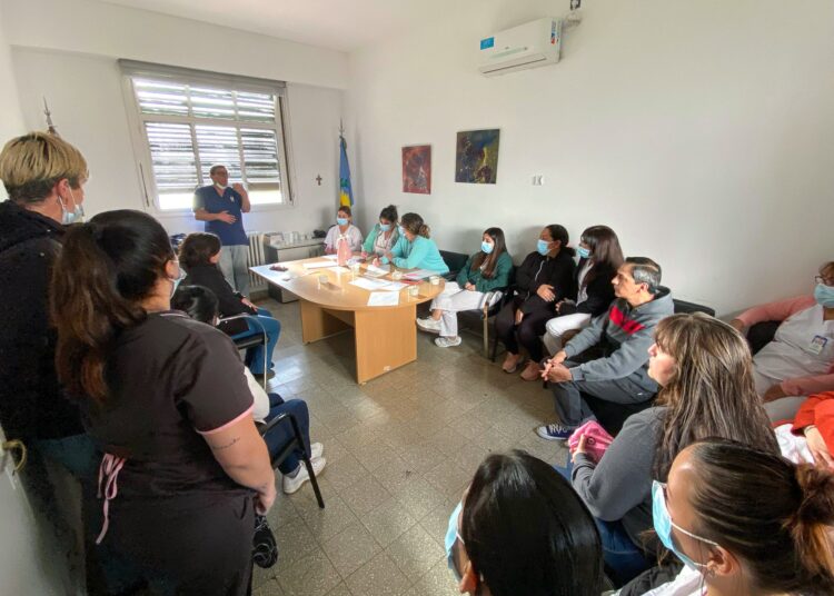 Fortalecimiento del sistema de salud: formación en cardiología y salud perinatal