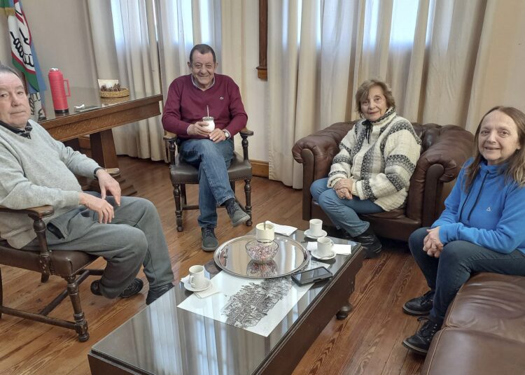 Julio Marini se reunió con representantes de la Asociación Popular de Cultura
