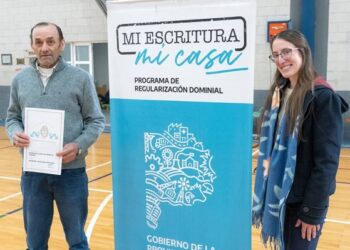 Entrega de más de 160 escrituras a familias de Benito Juárez