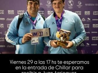CHILLAR RECIBE A JUAN ARRIEGUEZ.