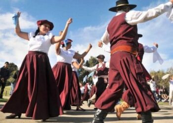 Día mundial del Folklore y del Folklore Argentino
