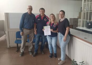 Entrega de subsidios a instituciones del distrito