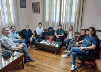 Reunión de trabajo sobre la presentación de nuevas carreras del Instituto Superior del Sudeste