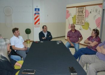 El intendente Julio Marini se reunió con el Grupo Esperanza de la Tercera Edad de Barker
