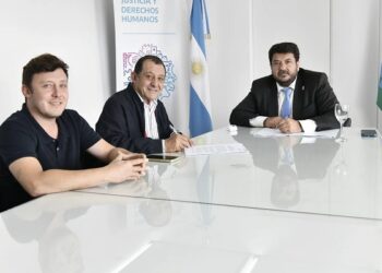 Benito Juárez suscribió convenios con organismos provinciales