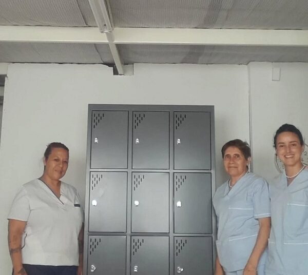 Se entregaron nuevos lockers en el Hogar de Ancianos Barker