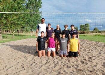 Clases de Beach Voley en el Sindicato de Trabajadores Municipales.