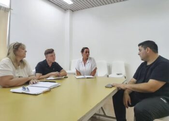 Barker | Reunión con instituciones de la comunidad
