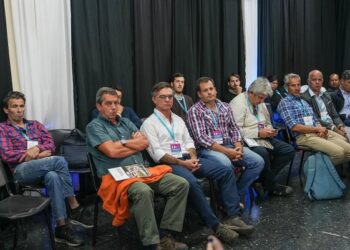 Encuentro “¿Cuánto futuro cabe en la Provincia de Buenos Aires?”