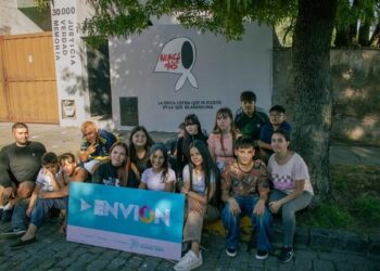 Actividades por el Día de la Memoria y presentó un mural colectivo