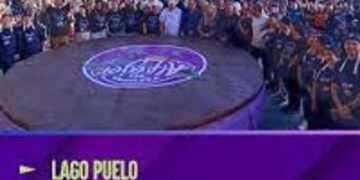 LAGO PUELO PRESENTO EL ALFAJOR MAS GRANDE DEL MUNDO.