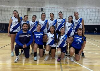 Actividades de la Escuela Municipal de Voley durante el fin de semana