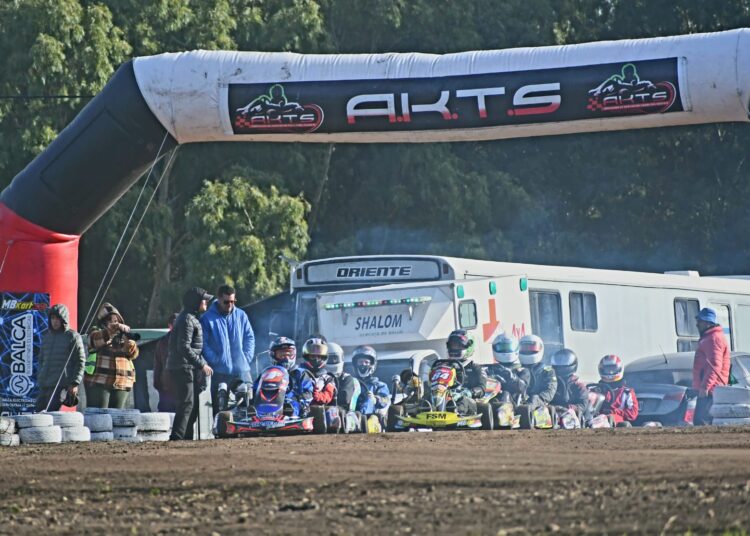 Más de 110 kartings dieron vida a una gran fiesta de AKTS en Tandil