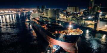 Histórico embarque en Puerto Quequén: El “Seralia” carga 68.000 toneladas de soja rumbo a China