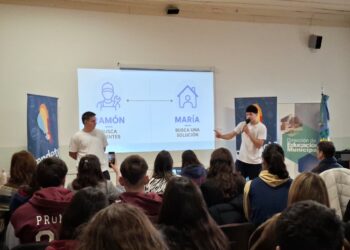 Prendete Academy 2026 | Estudiantes del distrito presentaron sus proyectos en el Demo Day