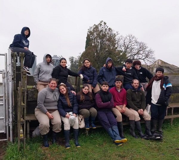 Estudiantes de Agraria realizaron actividades en el Sitio Experimental Demostrativo del Predio Zibecchi