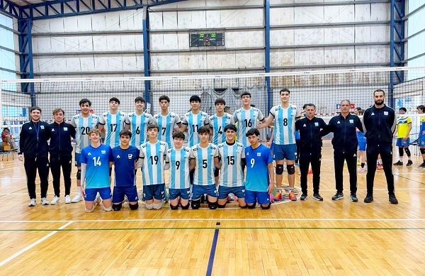 La Selección Argentina Sub 17 jugó dos amistosos antes e su participación en Qatar